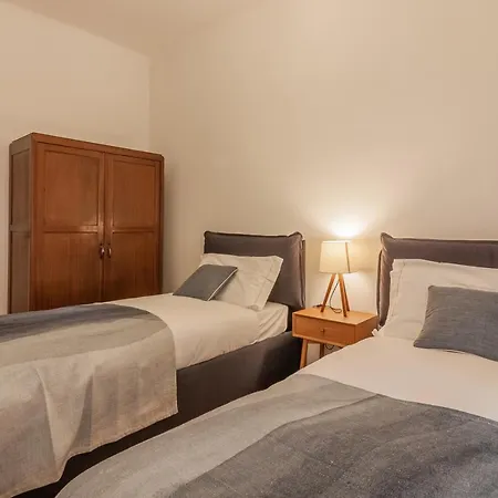 Apartment Casa Cavour By Wonderful Italy